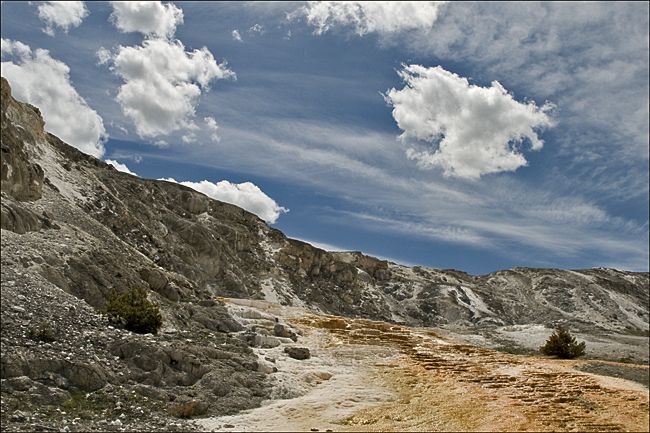YellowstoneV  2011